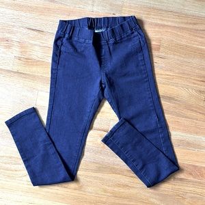 Korean Brand. Tapered skinny jeans.
